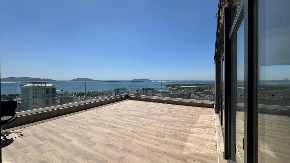 Property in Maltepe